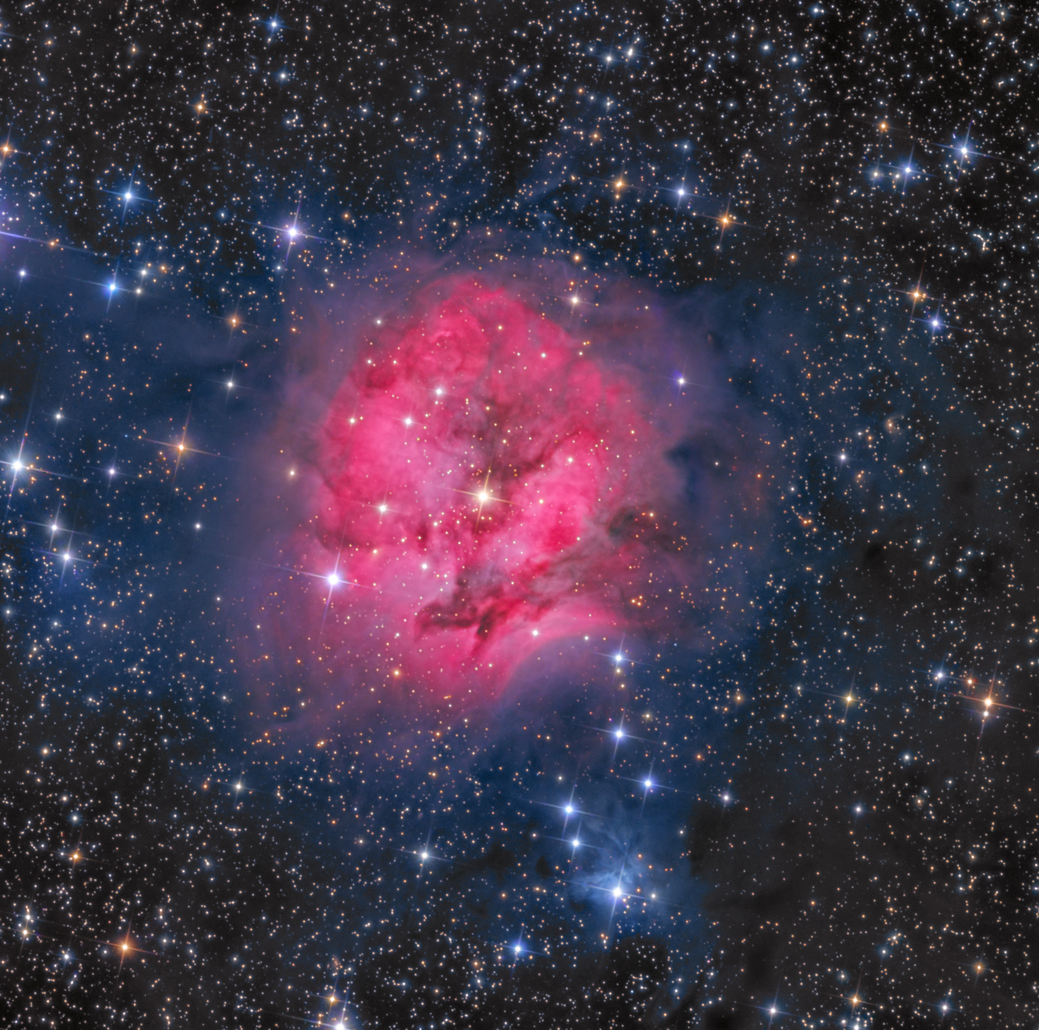 Cocoon Nebula IC5146 by Ken Crawford
